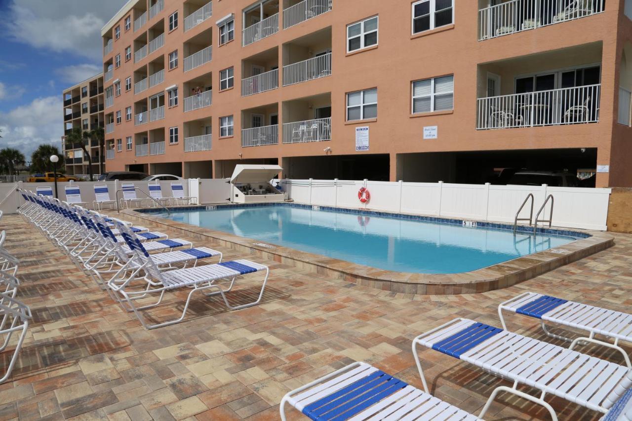 301 Beach Place Condos St. Pete Beach Exterior foto