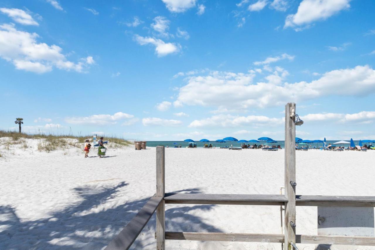 301 Beach Place Condos St. Pete Beach Exterior foto
